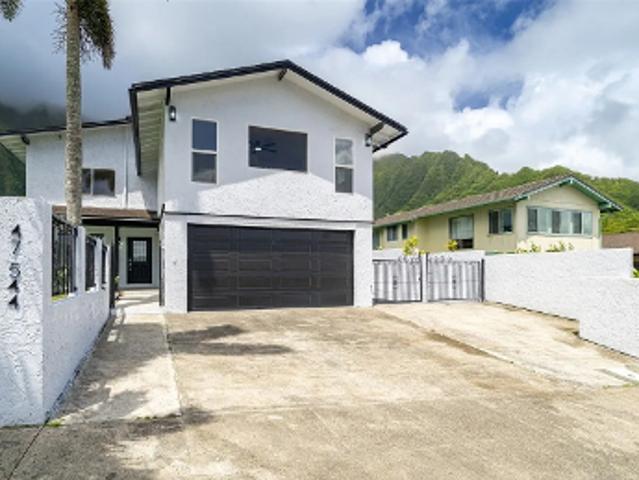 House for sale in ‘Āhuimanu, Kaneohe