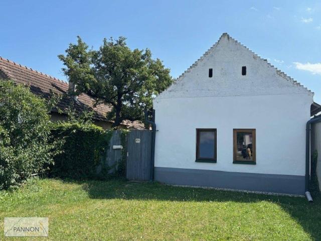 Haus kaufen in Halbturn