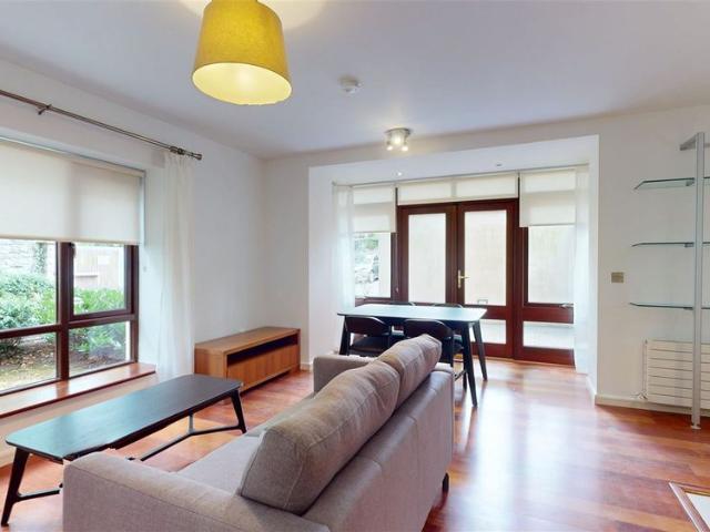 Apartment to rent in Bluebell, North Tipperary