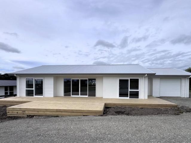House for rent in Halcombe