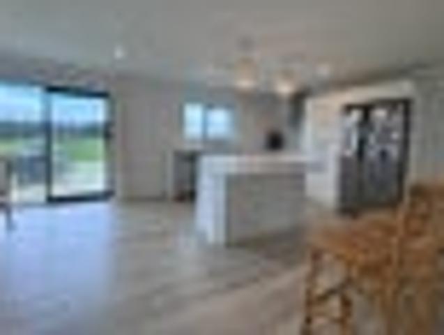 House for rent in Halcombe