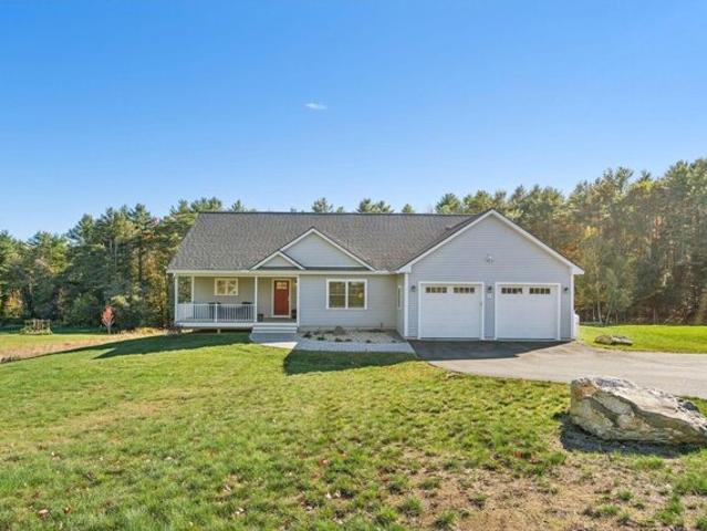 House for sale in Topsham, Sagadahoc County