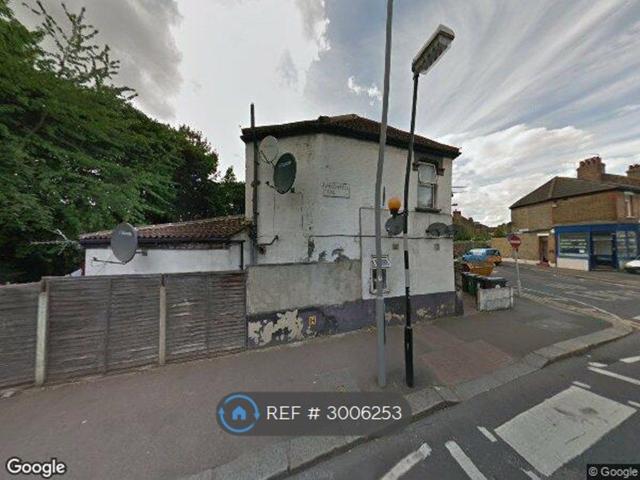 Apartment for rent in Highams Park, Greater London