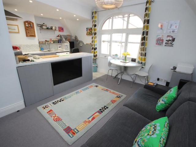 Apartment for rent in Watergate, Devon