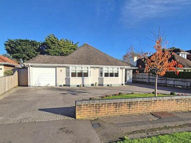 House for sale in Old Milton, Ashurst Bridge