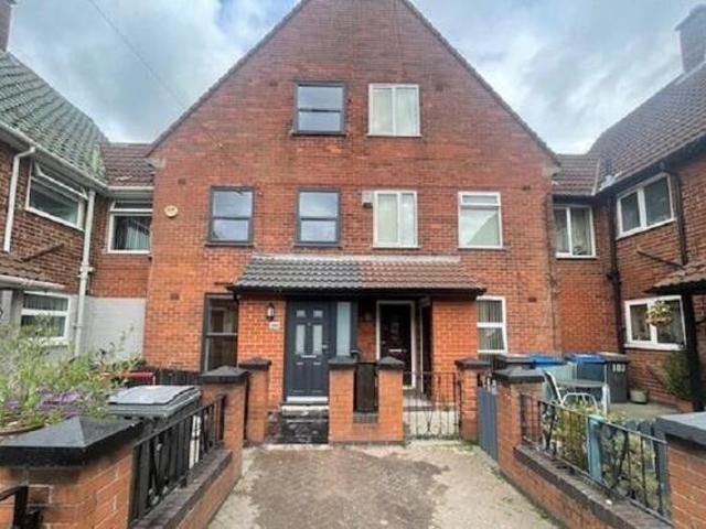 House for sale in Calderstones