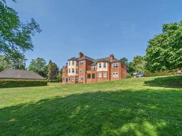 House for sale in Hale, Waverley