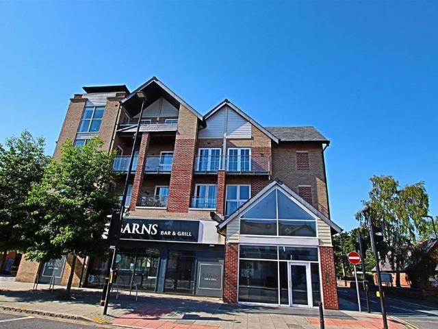 Apartment for rent in Hale Barns, Trafford