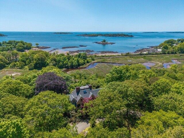 House for sale in Beverly, Massachusetts