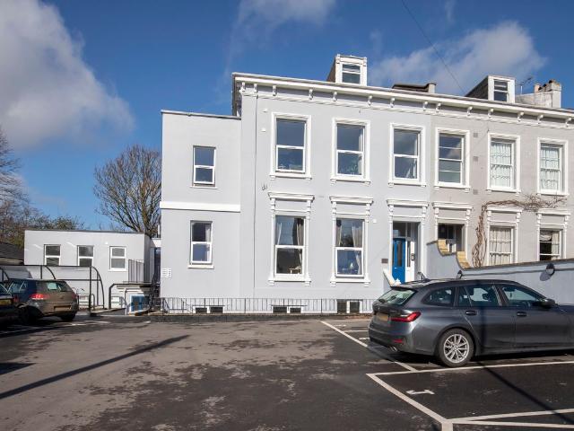 Apartment for rent in Ewens Farm, Golden Valley