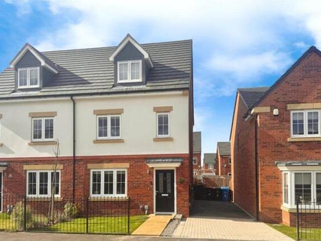 House for sale in Calderstones