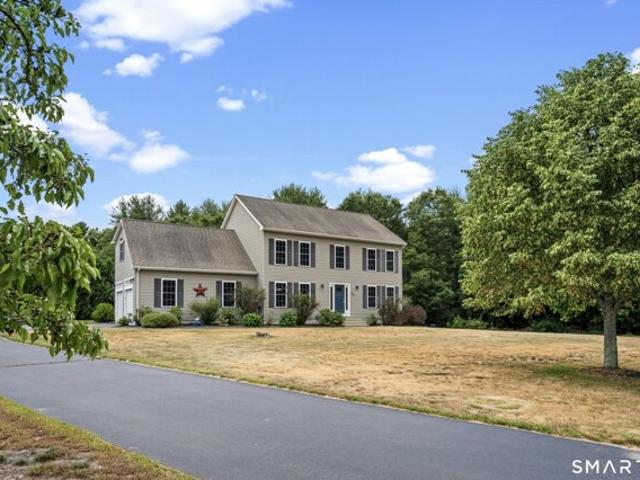 House for sale in Jewett City, Connecticut