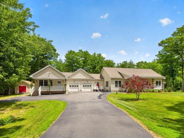 House for sale in Berwick, Maine