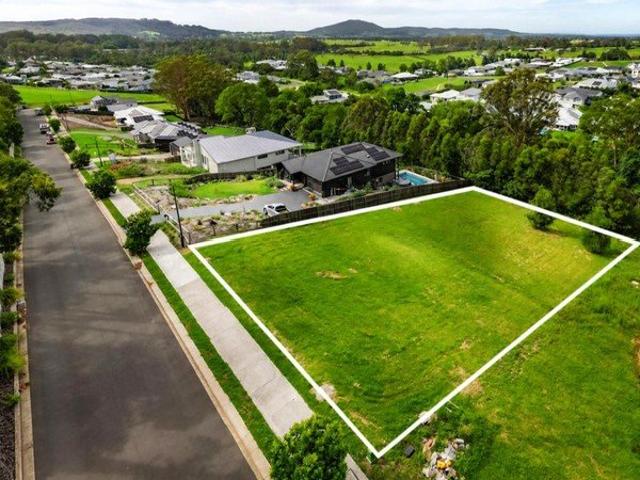 Land for sale in Berry, Shoalhaven City Council