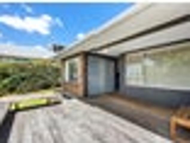 Townhouse for rent in Howick, Oroua County