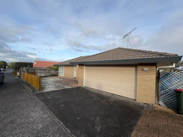 House for rent in Howick, Oroua County