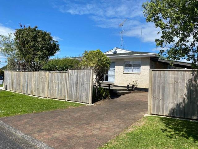 Apartment for rent in Half Moon Bay, Howick