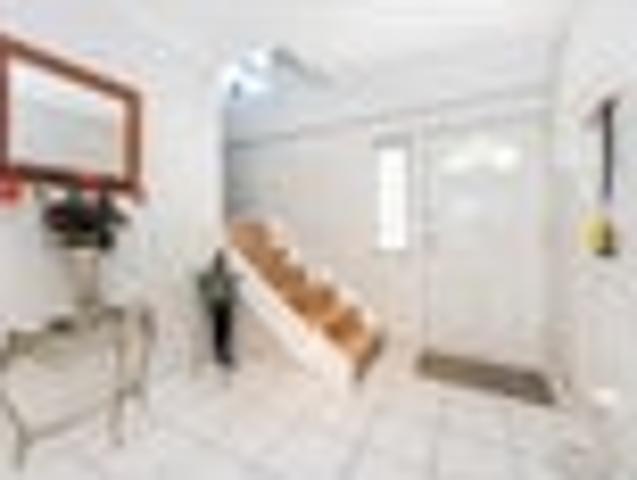 House for rent in Half Moon Bay, Howick