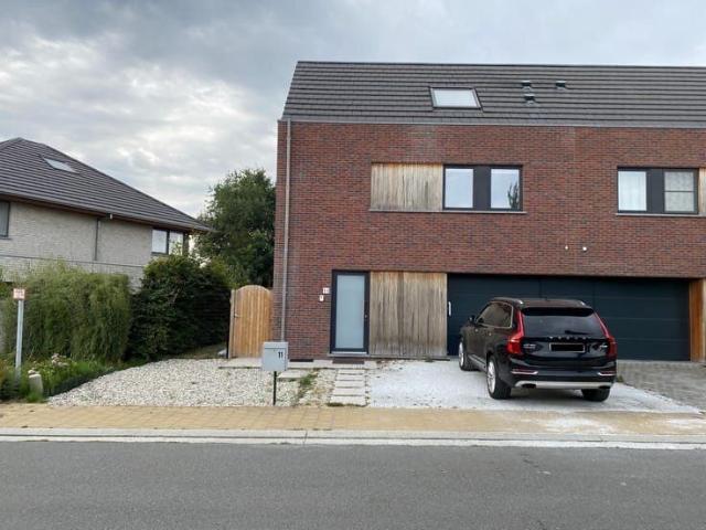 Maison location à Merelbeke, Oost-Vlaanderen