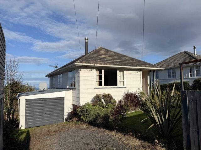 House for rent in Otakou