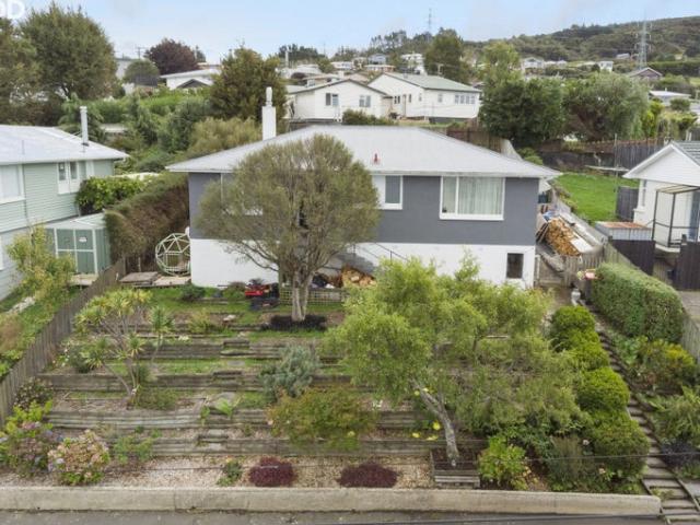 House for rent in Otakou