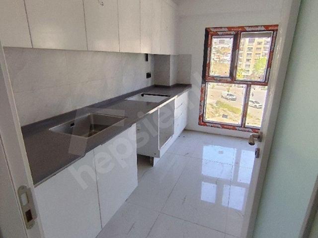 Bayrakli, İzmir içerisinde satılık mülk