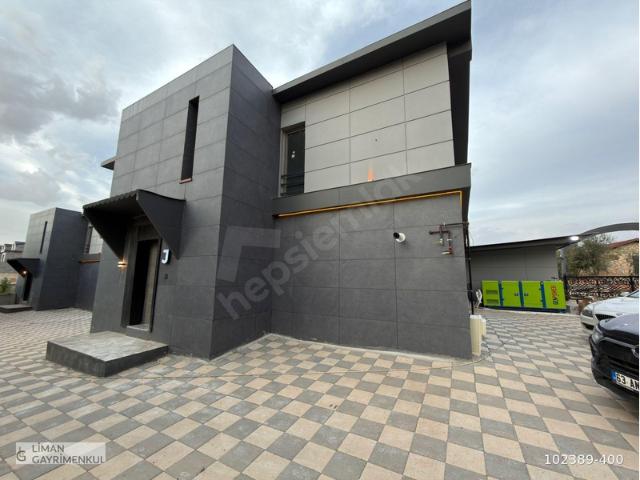 Çamlıyayla Mahallesi, Karaköprü içerisinde satılık Villa