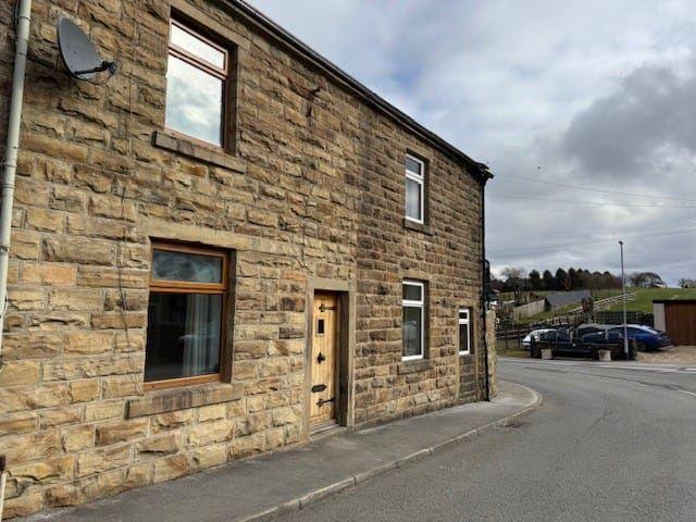 House for rent in Lane Bottom, Burnley