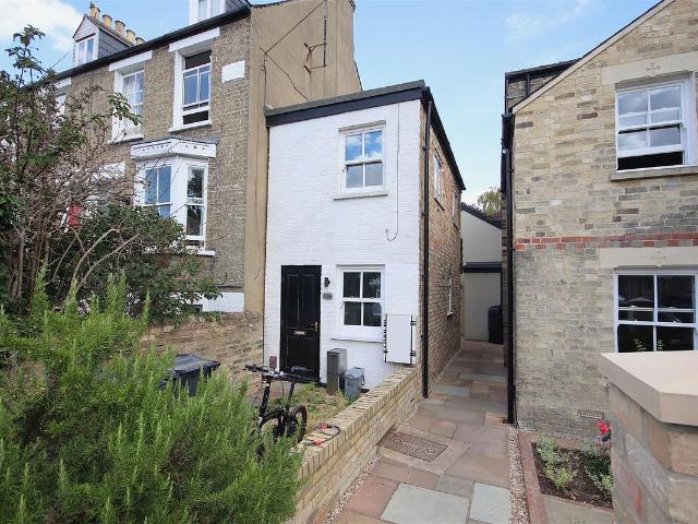 Studio for rent in Arbury, Cambridgeshire