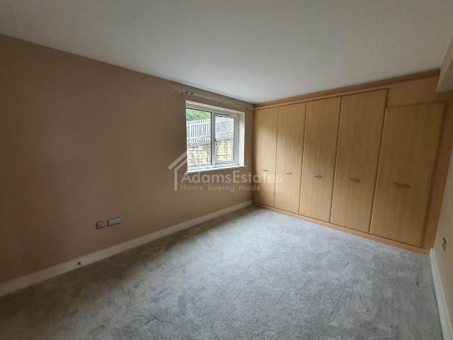 Apartment for rent in Heckmondwike, West Yorkshire