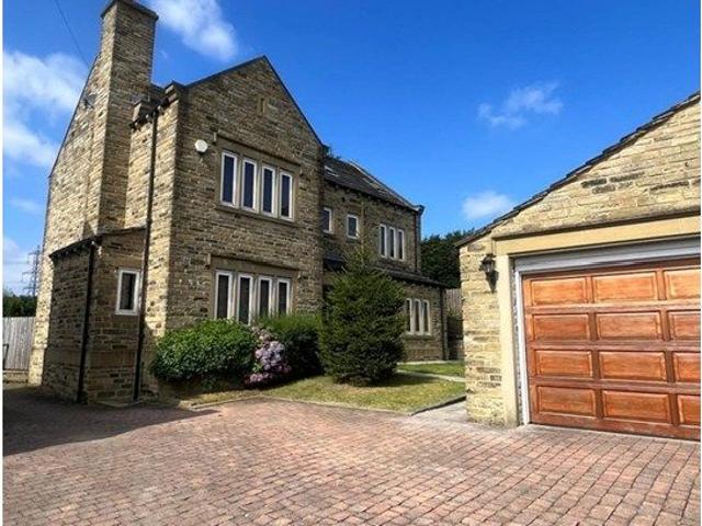 House for rent in Stone Chair, Northowram