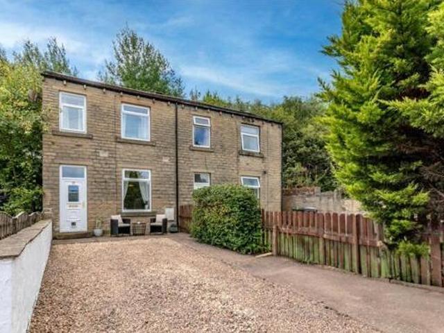 House for rent in Huddersfield, Kirklees