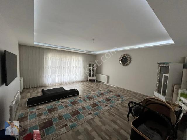 Van, İpekyolu içerisinde kiralık mülk
