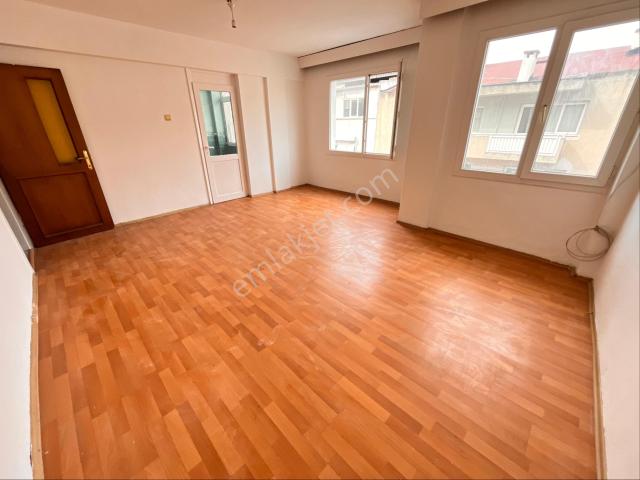 Konak, İzmir içerisinde satılık mülk