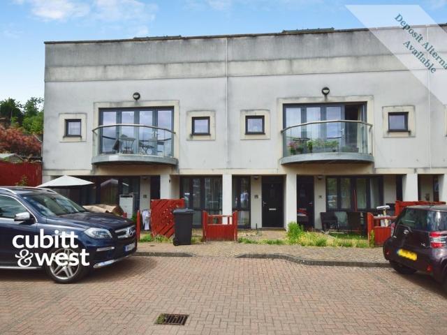 Apartment for rent in London Borough of Croydon, Purley