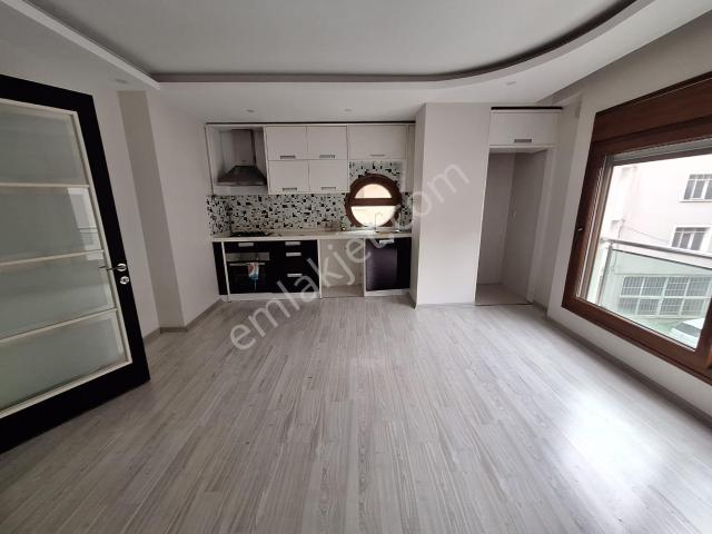Konak, İzmir içerisinde kiralık mülk