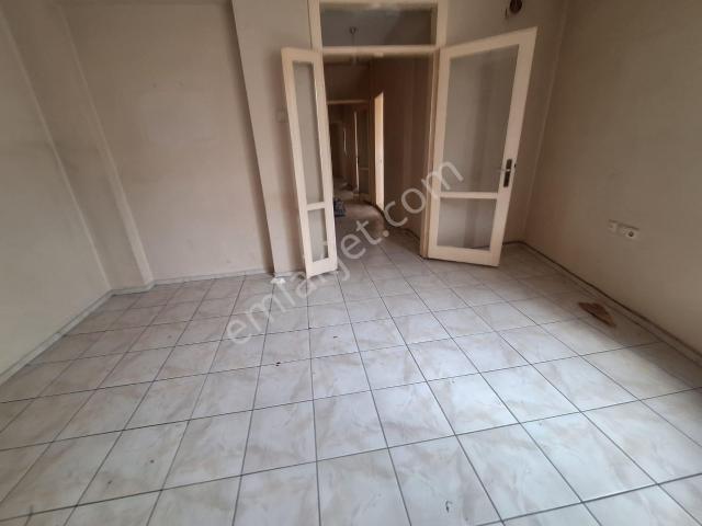 Konak, İzmir içerisinde satılık mülk