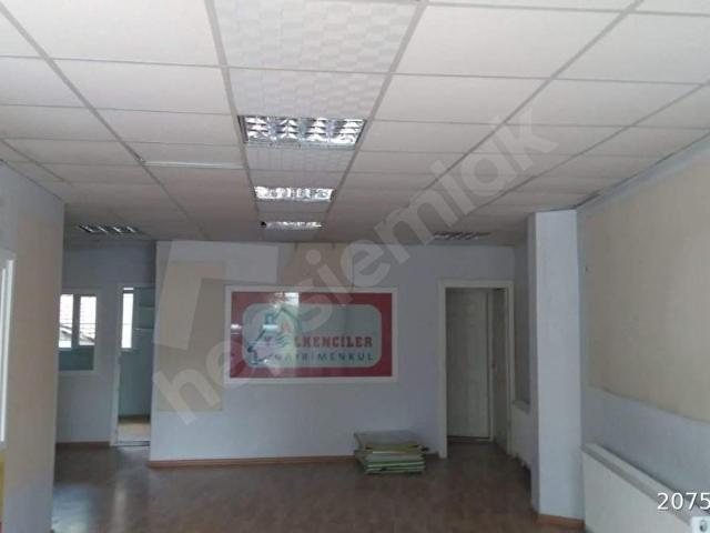 Halkalı, Küçükçekmece içerisinde satılık Dükkan