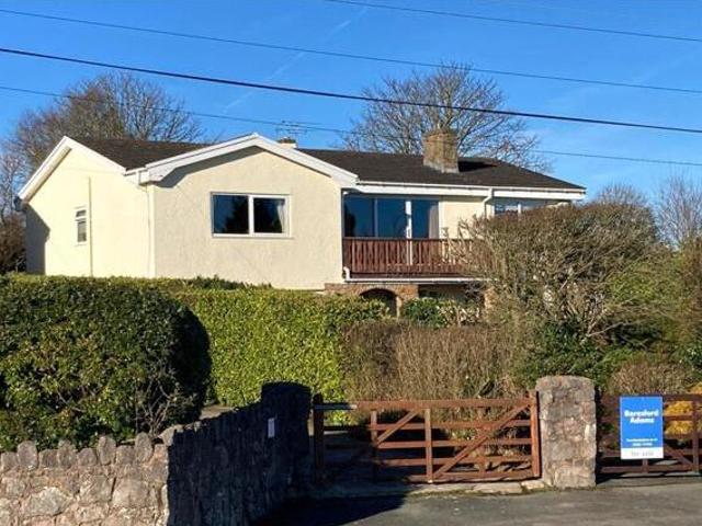 House for sale in Holywell