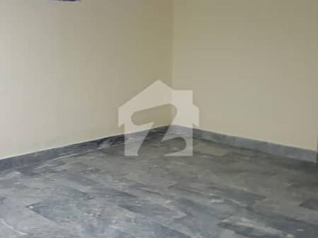 Commercial for rent in سیالکوٹ, گوجرانوالہ ڈویژن