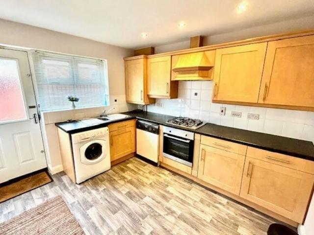 House for rent in Pogmoor, South Yorkshire