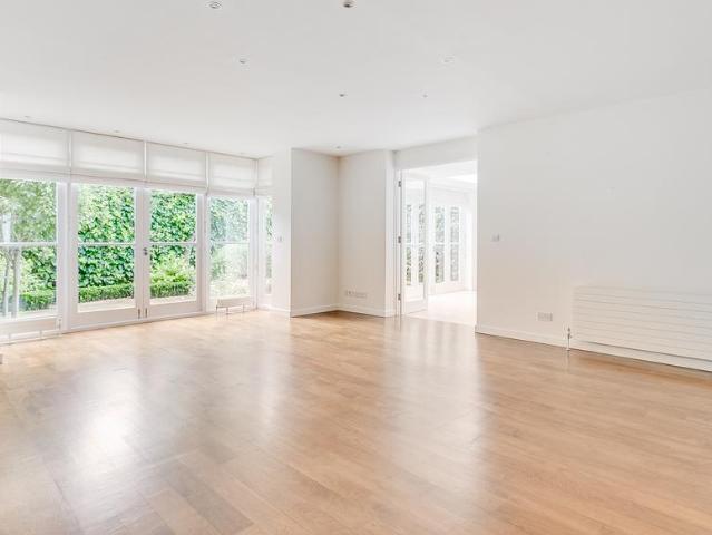 House for rent in St. John's Wood, Greater London