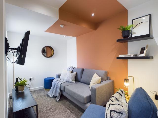 Room for rent in Calderstones
