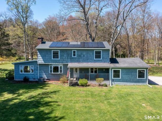 House for sale in Gaylordsville, Connecticut