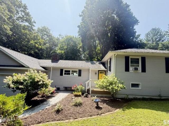 House for sale in Danbury, Connecticut