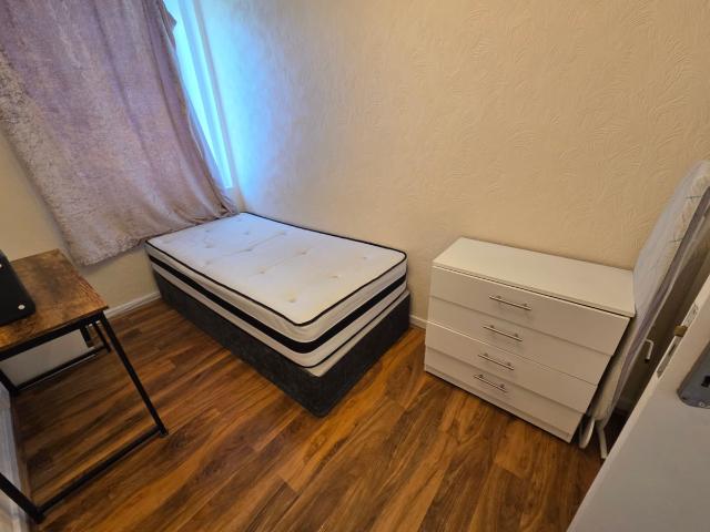 Room for rent in Paddington, Greater London