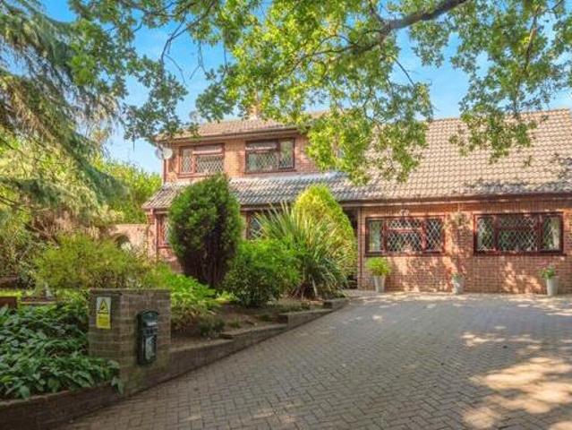 House for sale in Lyons, Greater London