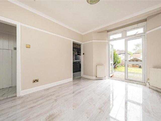 House for rent in London Borough of Hounslow, Greater London