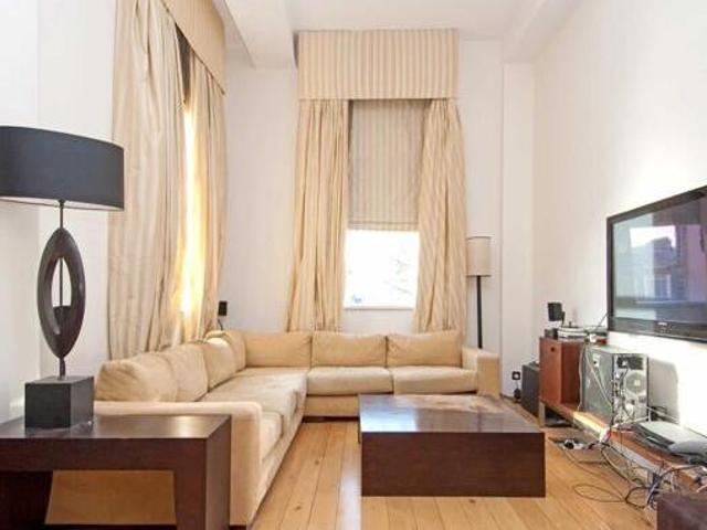 House for sale in St. John's Wood, Cat Hill