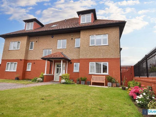 Apartment for rent in Little Crosby, Sefton